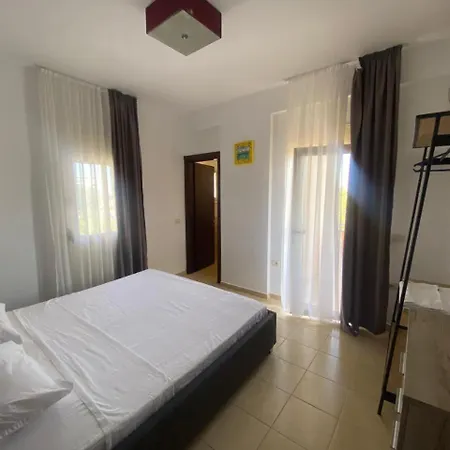 Nezha's Apartment Vlorë