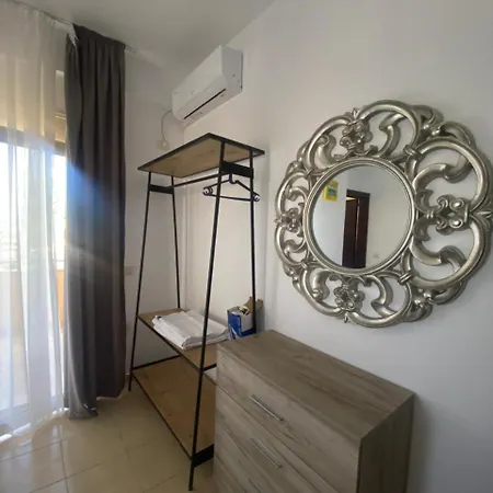 Nezha's * Vlorë